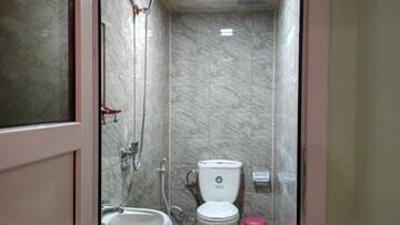 Фото номера Двухместный номер Делюкс с 1 кроватью и балконом Гостевой дом Motel г. Гусар 4