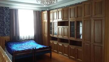 Фото номера Дом с 5 спальнями Дома для отпуска Family holiday home. г. Гусар 52