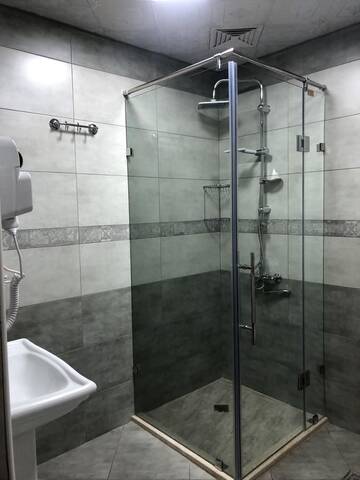 Фото номера Четырехместный номер &quot;Комфорт&quot; Отель Shahdag 444 HOTEL г. Гусар 2